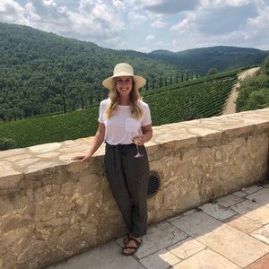 Meet your Posher, Lauren